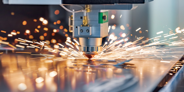 Reformas Integrales de Naves Industriales en Tarragona · Instalación Tecnología y Comunicaciones